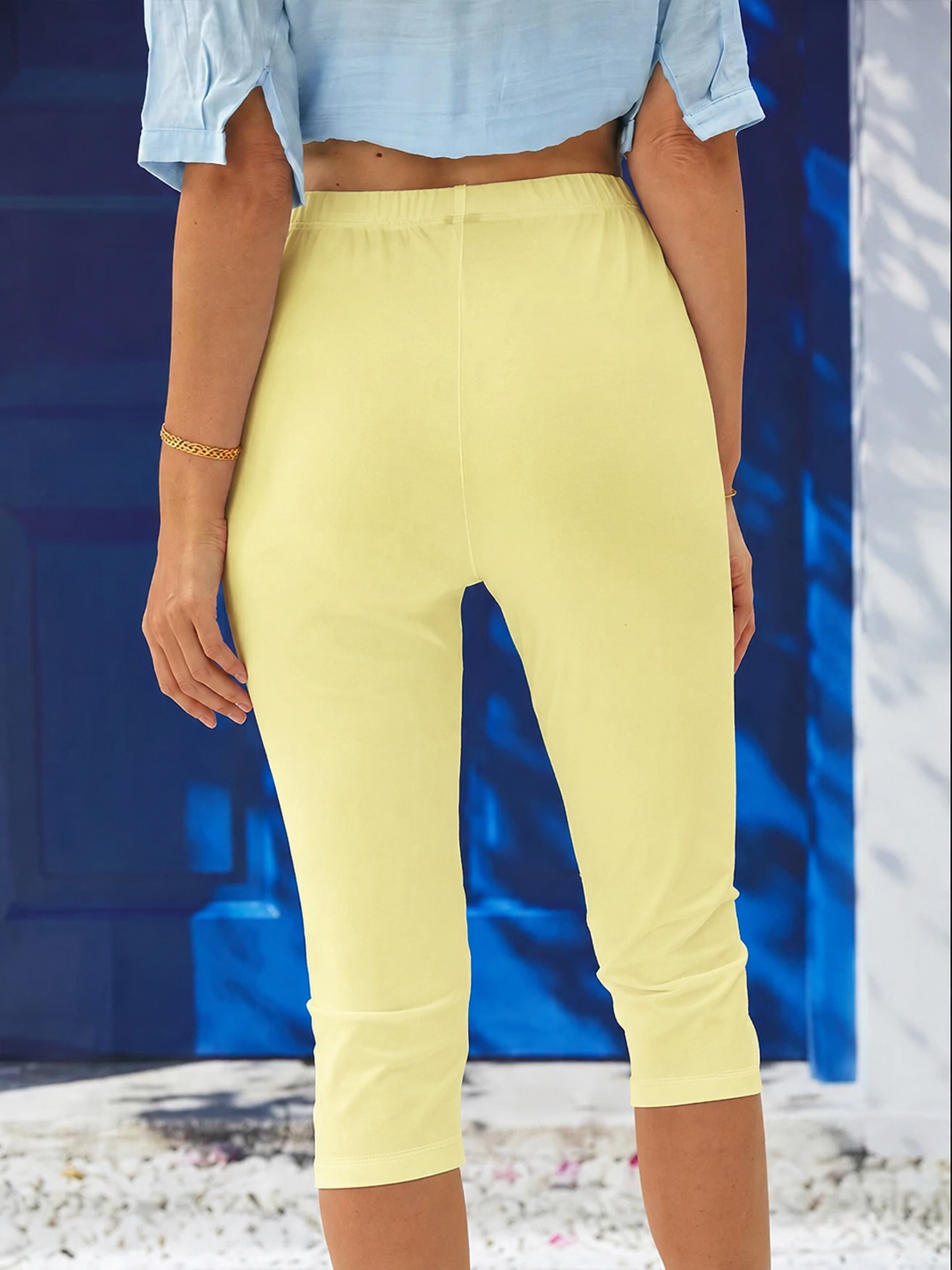 Lenora Cropped Leggings with High Waistband and Flat Seams - Yellow