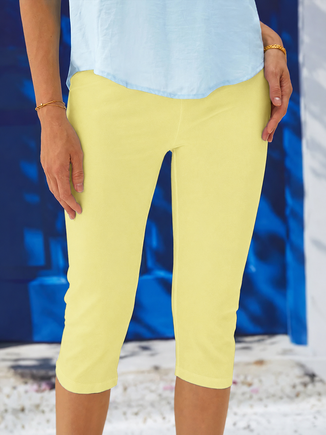 Lenora Cropped Leggings with High Waistband and Flat Seams - Yellow