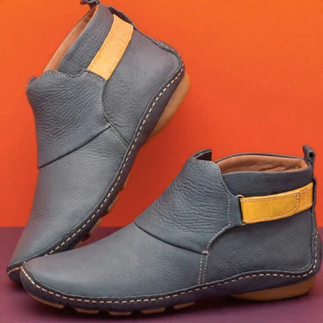 Mirelda Vintage Ankle Boots with Lace-Up Front