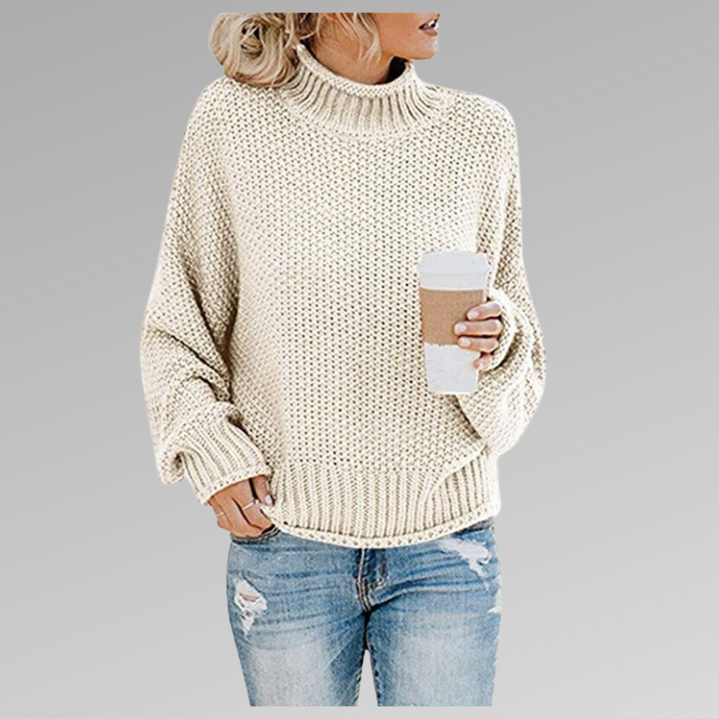 Carmina Fine Knit Sweater with Crew Neck and Ribbed Trim - White