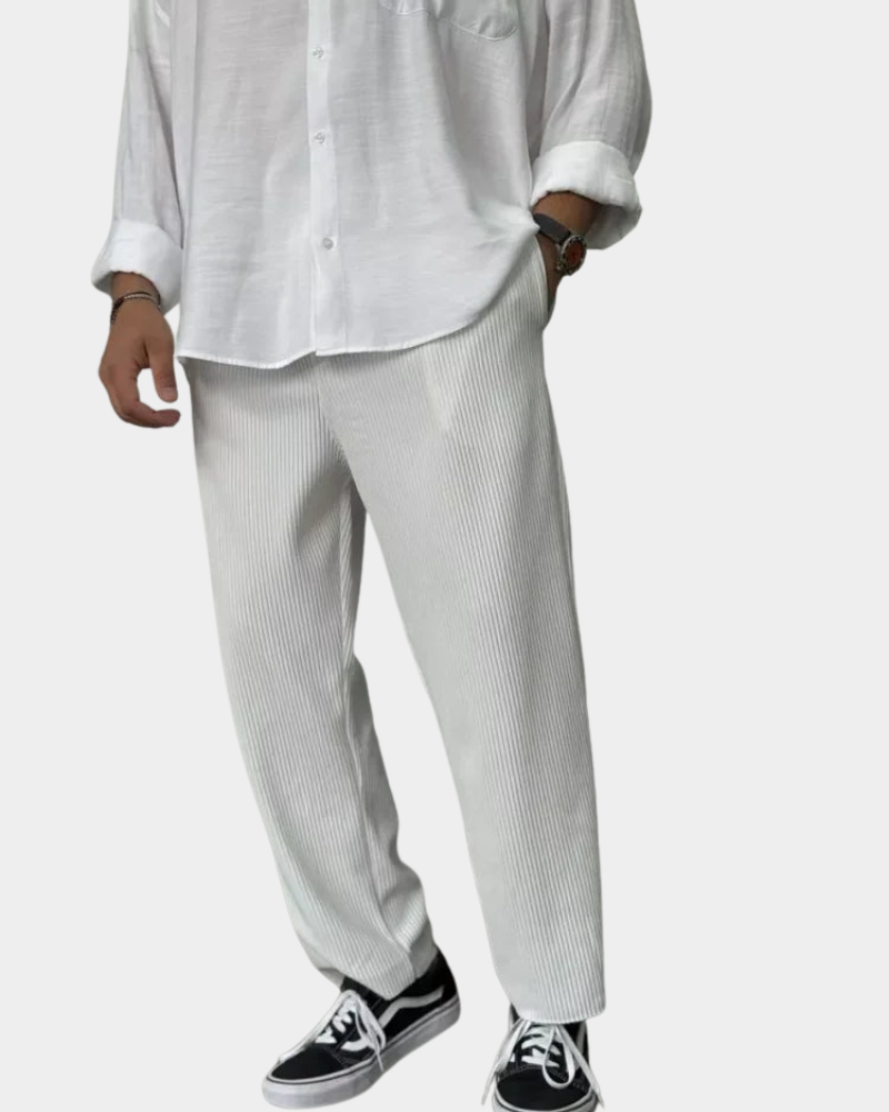 Fredie Men's Pleated Trousers with Tapered Leg - White