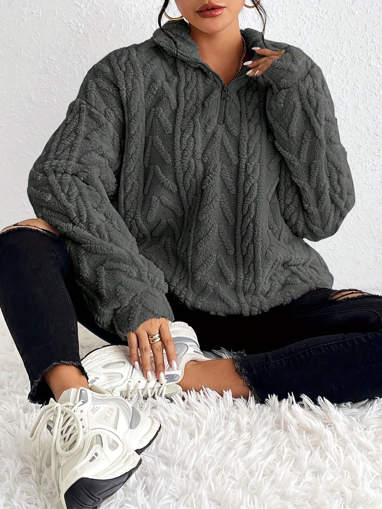 Hannelore Quarter-Zip Fleece Pullover with Cable Texture - Gray