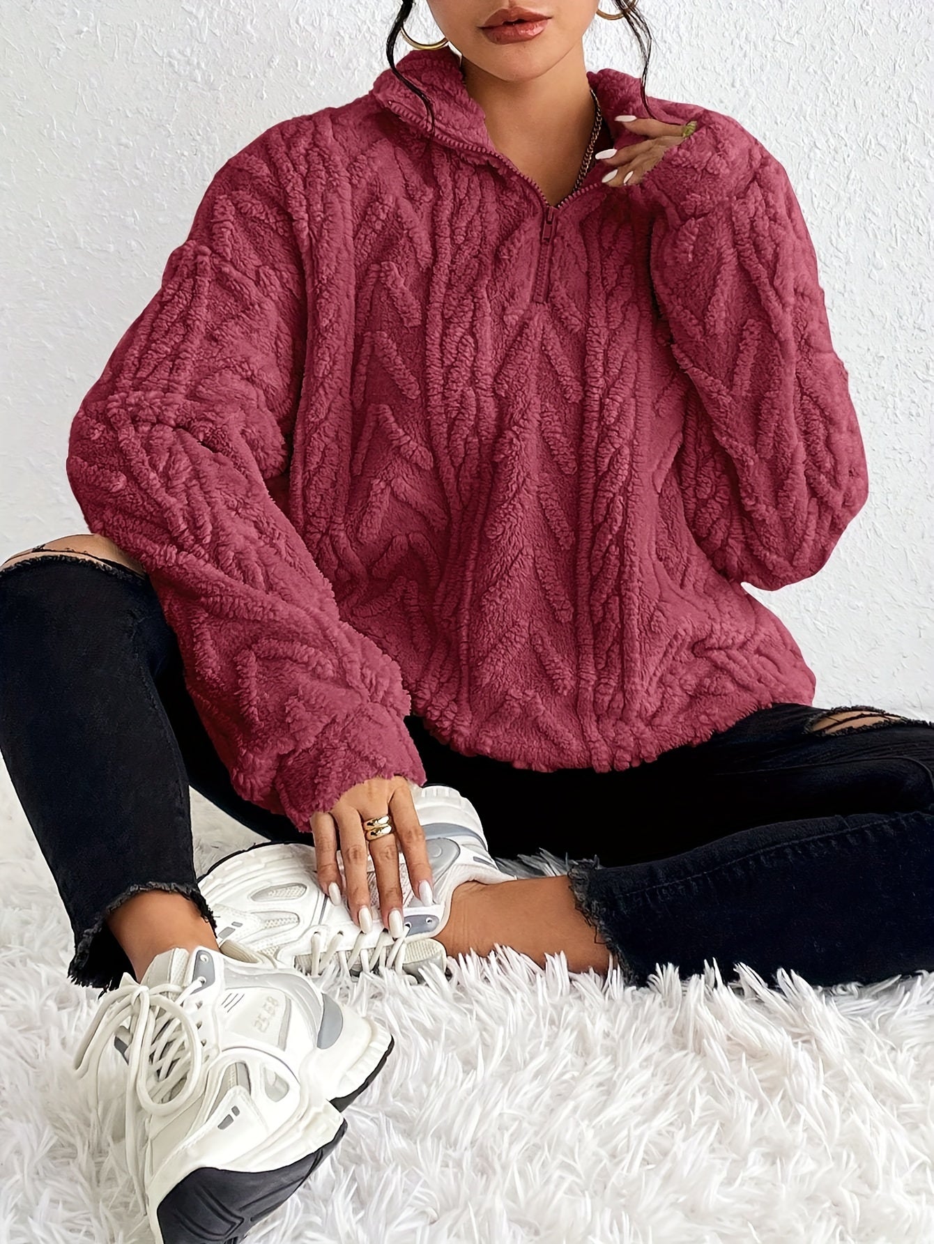 Hannelore Quarter-Zip Fleece Pullover with Cable Texture - Red