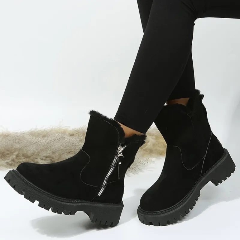 Neriah Winter Boots with Padded Collar and Deep Tread - Black