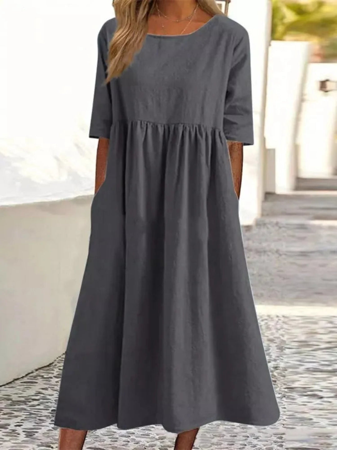 Norie Maxi Dress with Short Sleeves, Side Slits and Level Hem - Gray